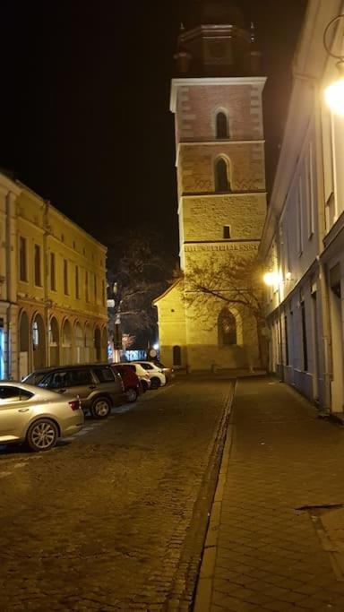 Komfortowy Apartament W Centrum Nowego Sacza نوفة ساونج المظهر الخارجي الصورة